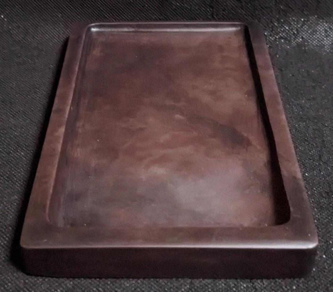 【端硯】◆濃厚な馬肝色に火捺の美石◆北嶺◆約七吋◆唐木共箱◆文革期以前◆検→端渓