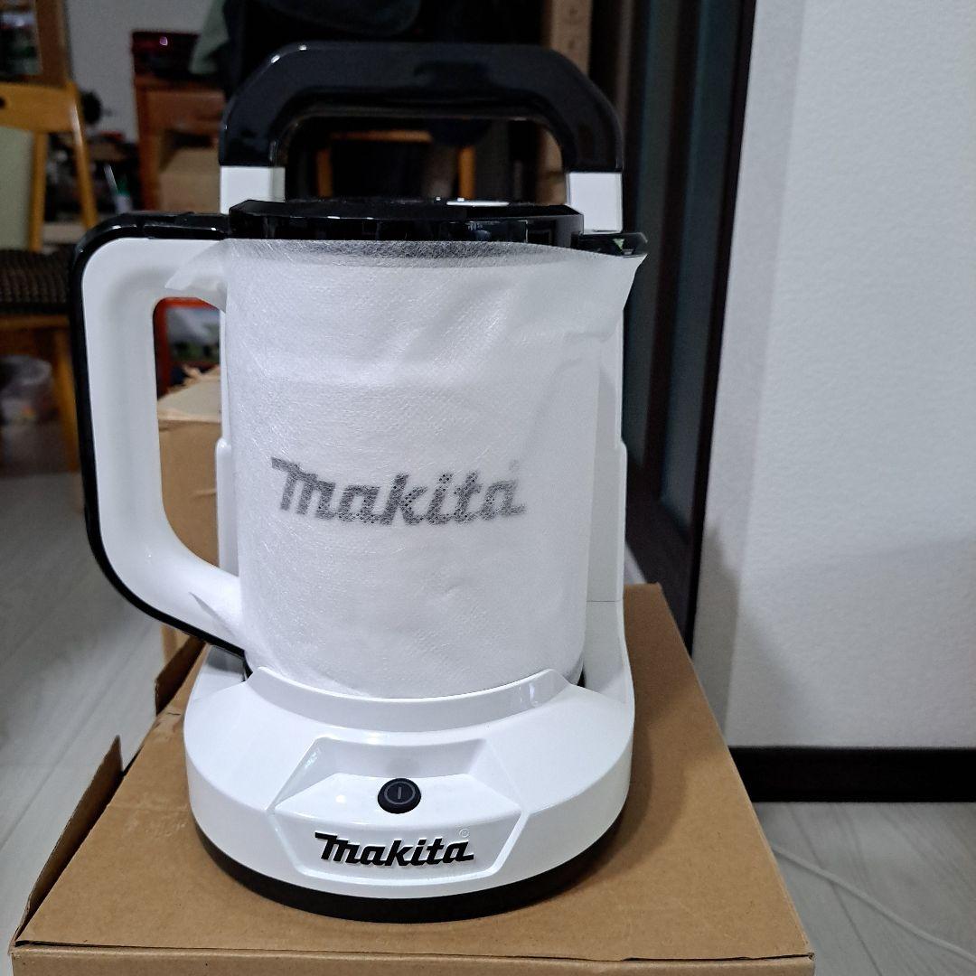 マキタ充電式ケトルKT360DZW マキタ（makita） 36V 充電式ケトル KT360DZ 18V＋18V＝36V 本体のみ