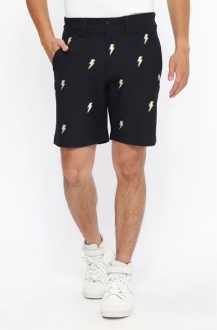 《パーリーゲイツ》新品 エレキ刺繍 ストレッチ ショートパンツ 4(W82)