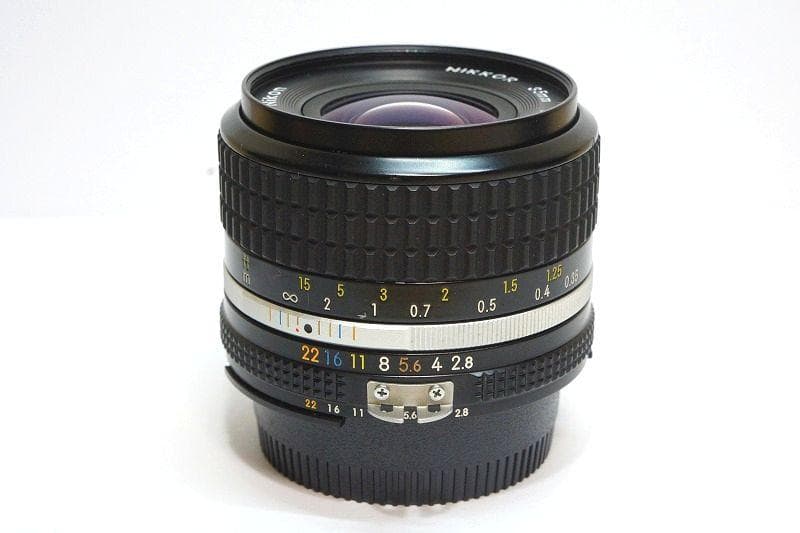 美しいボケ 単焦点 ◆ Nikon Ai-s 35mm F2.8 AI Nikkor 35mm F2S - 概要 | NIKKORレンズ | ニコン