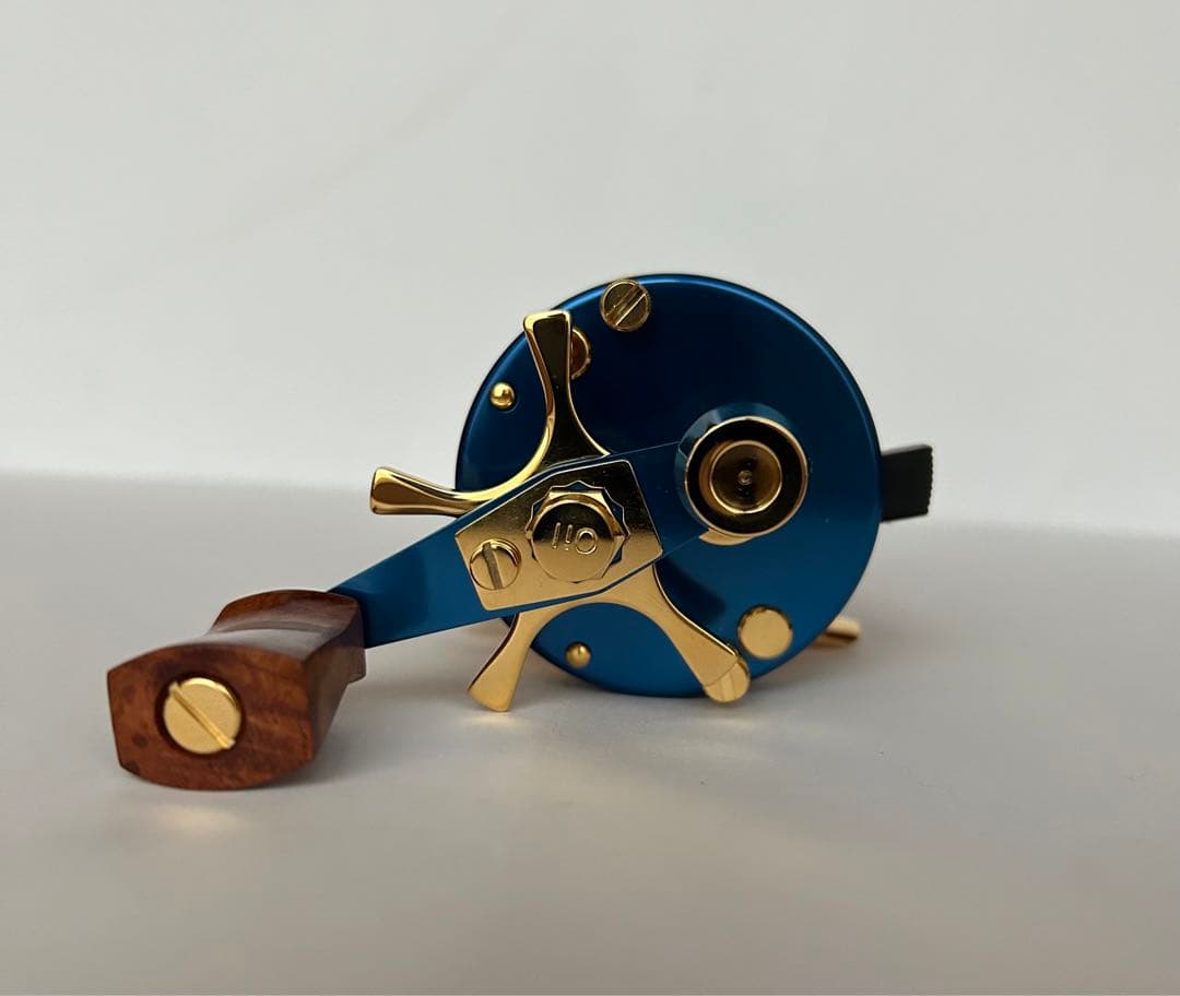 注 2500c 左ハンドルCDLカスタム Abu アブ アンバサダー - メルカリ