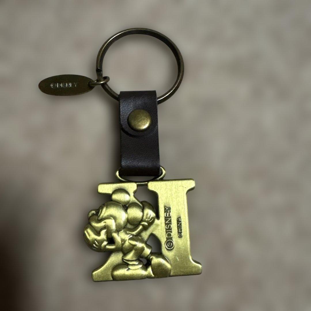 ミッキーマウス ディズニー キーホルダー アルファベットK【美品