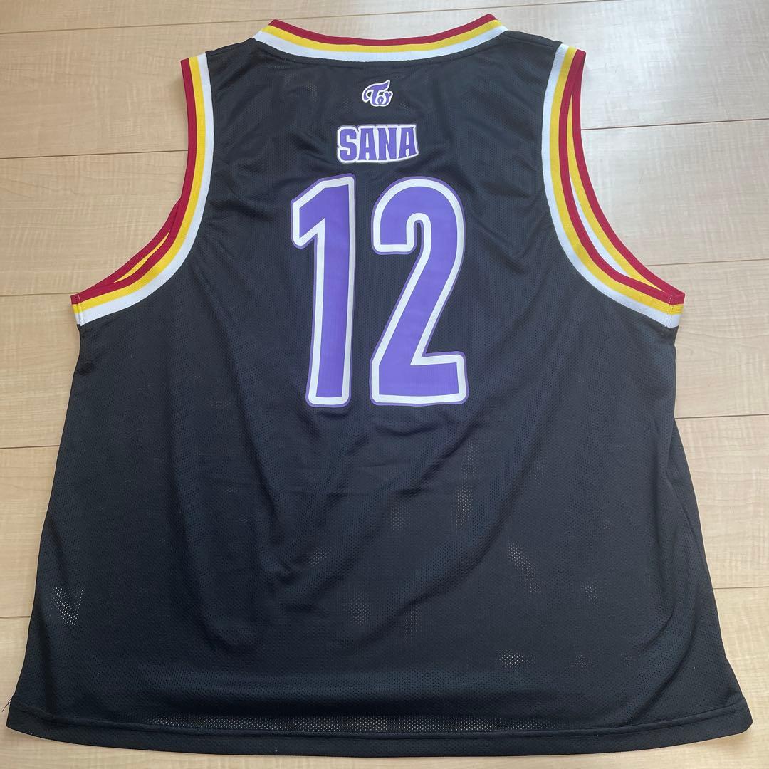 TWICE サナ ユニフォーム - メルカリ