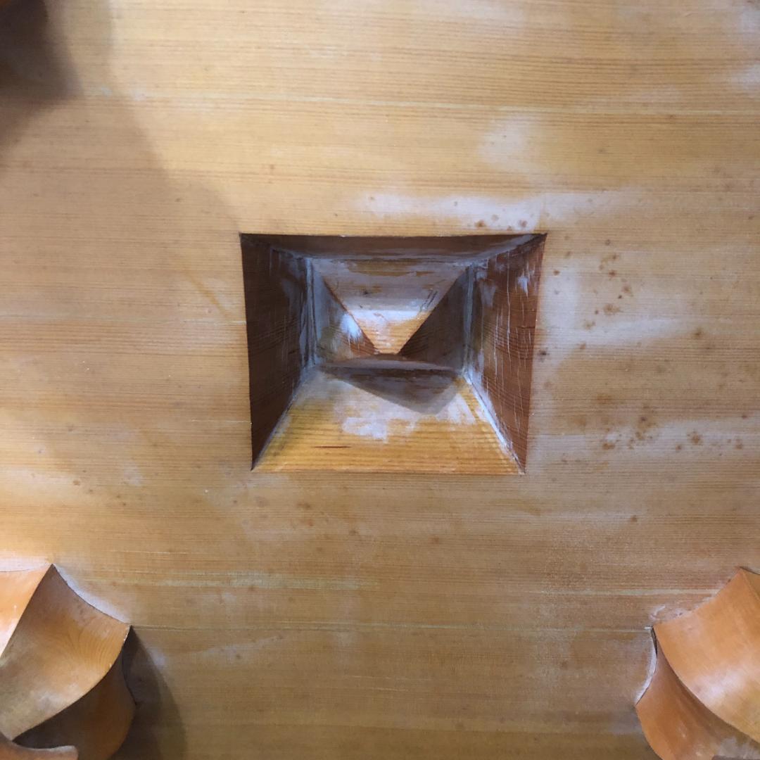 台桧・台湾檜　囲碁盤　脚・へそ付き　木製カバー付き　山本大元　＃765