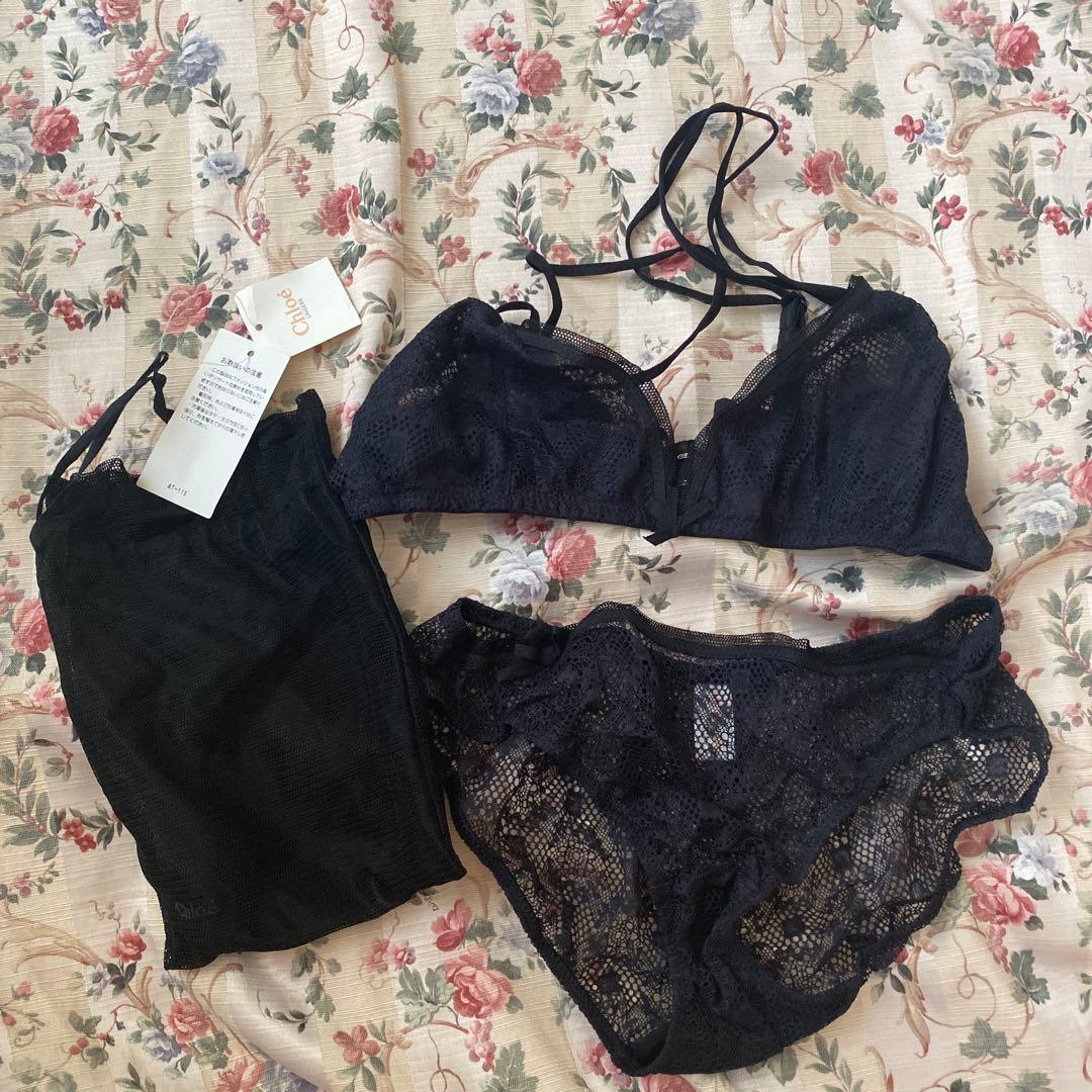 クロエ Chloe レースデザイン ブラックブラジャーショーツセット Lサイズ 30％OFF】Lサイズ｜CHLOE-set | トップレスブラ＆ショーツセット