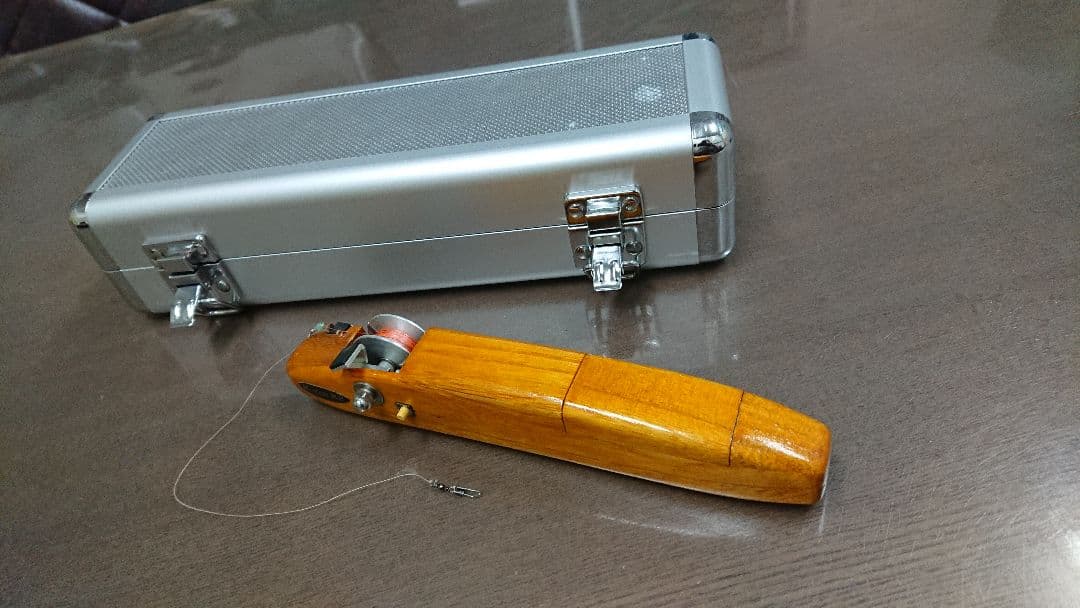 お値下げ!!】K-ZAN☆K2 ワカサギ電動リール（アルミケース付属です