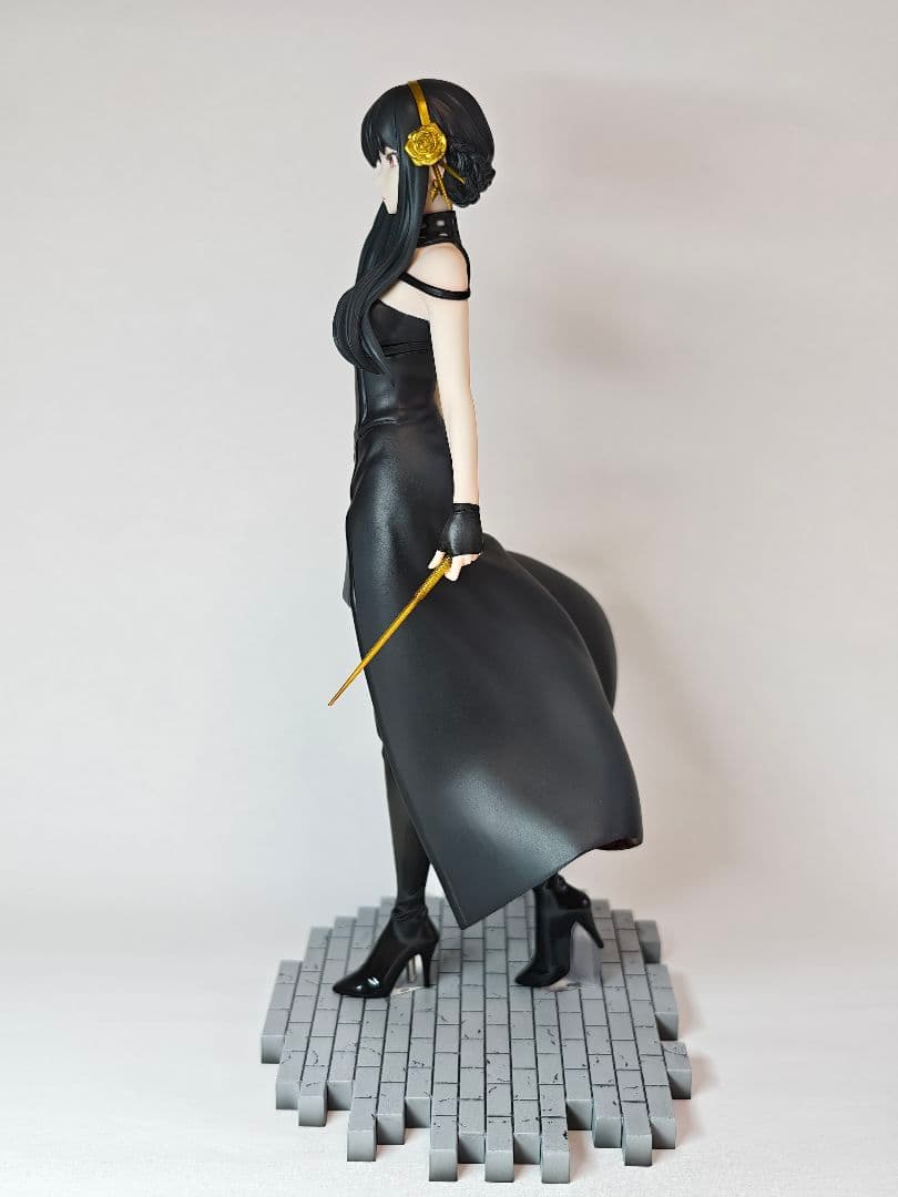 SPY×FAMILY ヨル・フォージャー 1/7フィギュア フリュー F:NEX