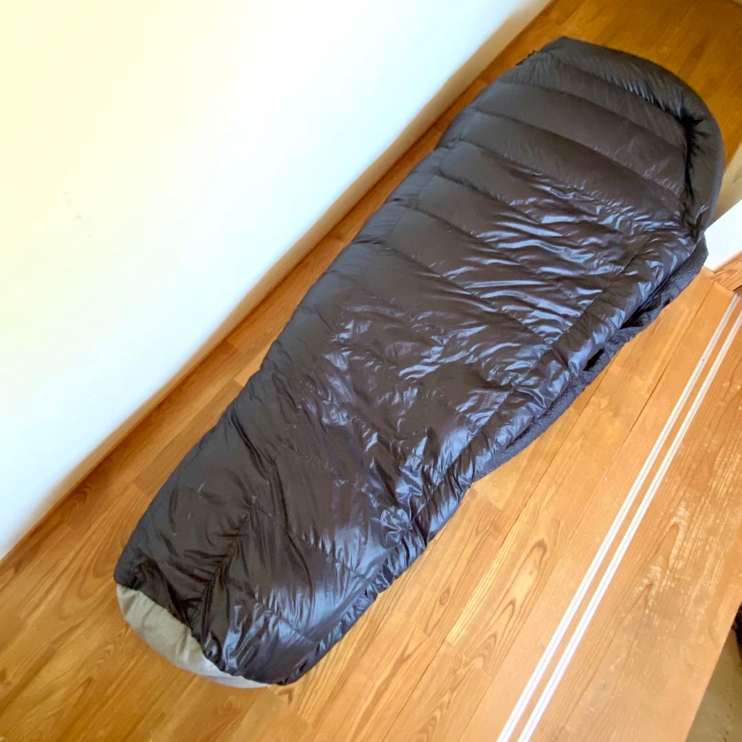 ISUKA イスカ PUFF1100 -35℃ 冬用ダウンシュラフ 寝袋