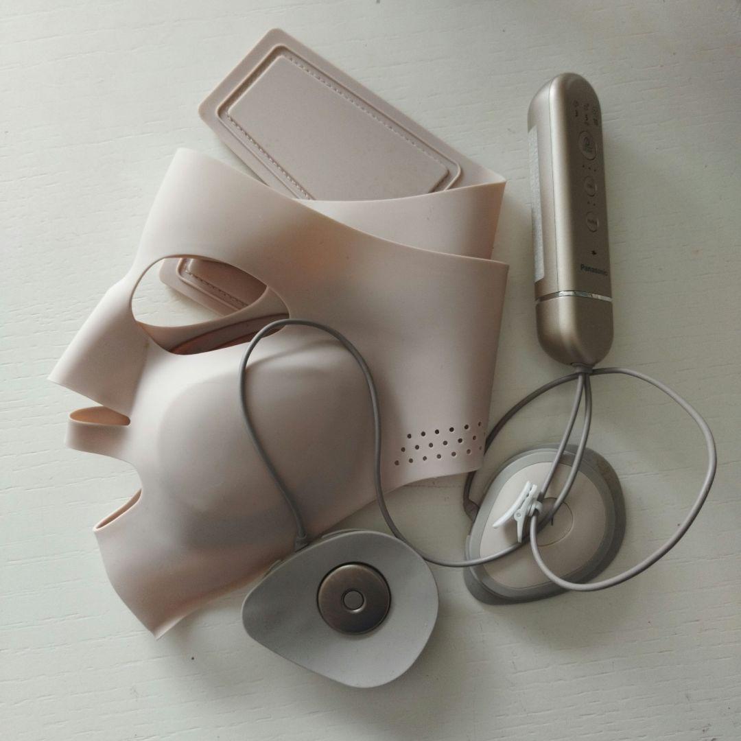 パナソニック　イオンブースト　マスク型イオン美顔器　動作確認済　即購入可 パナソニックのマスク型イオン美顔器があれば、“ながら美容”でも