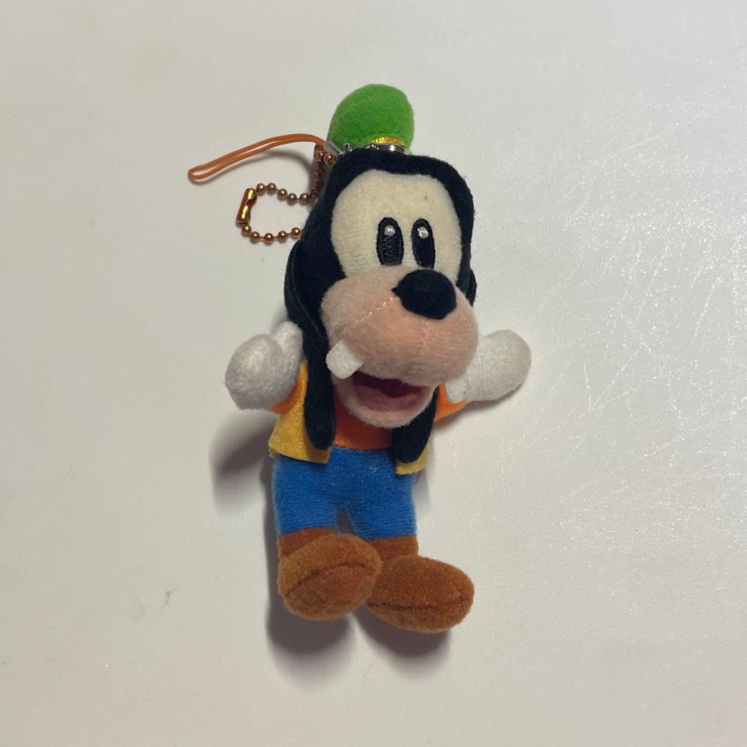 グーフィー ぬいぐるみキーホルダー 約10cm - メルカリ