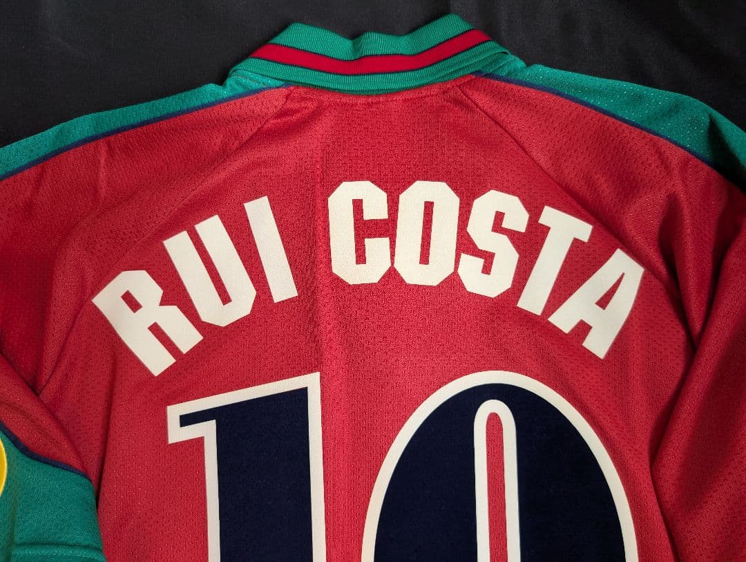 希少！美品！】ポルトガル代表 /ルイ・コスタ/H/EURO96モデル - メルカリ