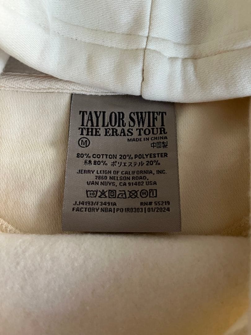 値下げ　Taylor Swift The Eras Tour フーディ　Mサイズ