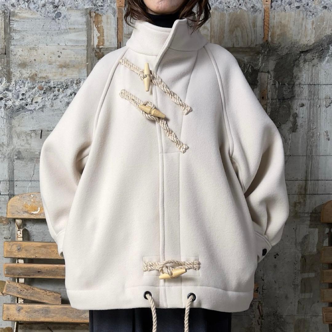 h*u様 HYKE DOUBLE FACE DUFFLE JACKET ホワイト HYKE DOUBLE FACE DUFFLE JACKET - メルカリ