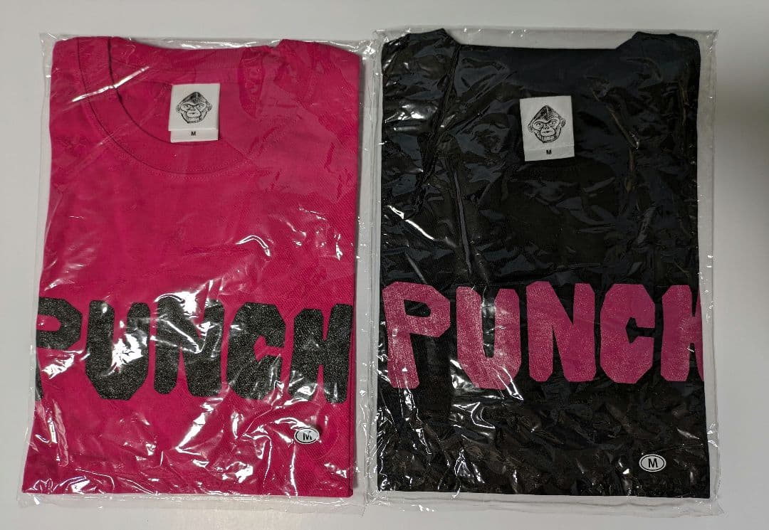 Мサイズ　Tシャツ　クロマニヨンズ