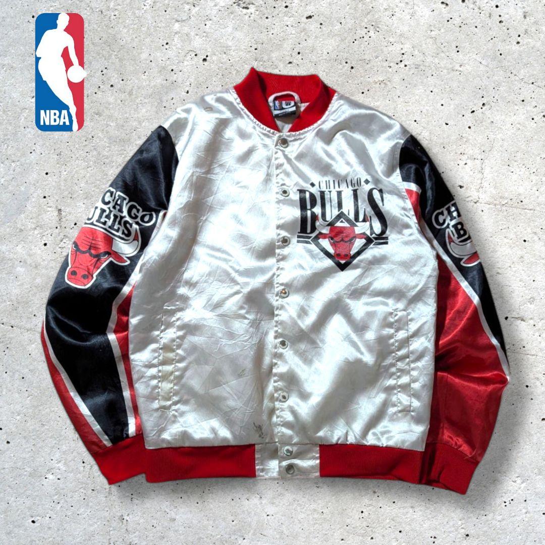 激レアNBAシカゴブルズBULLSナイロンスタジャンユニセックスホワイト短