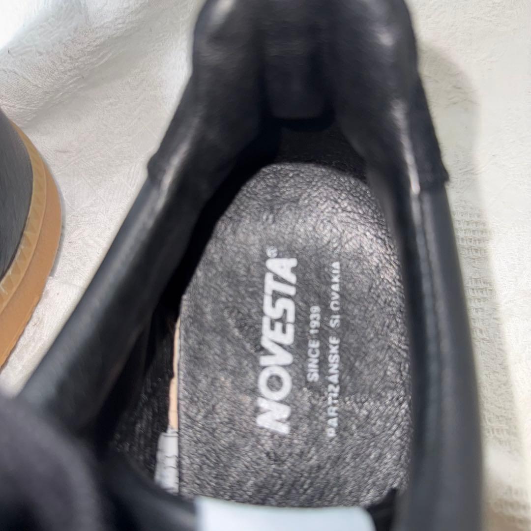 ノヴェスタNOVESTA　ジャーマントレーナー　黒　EU41　26.5cm
