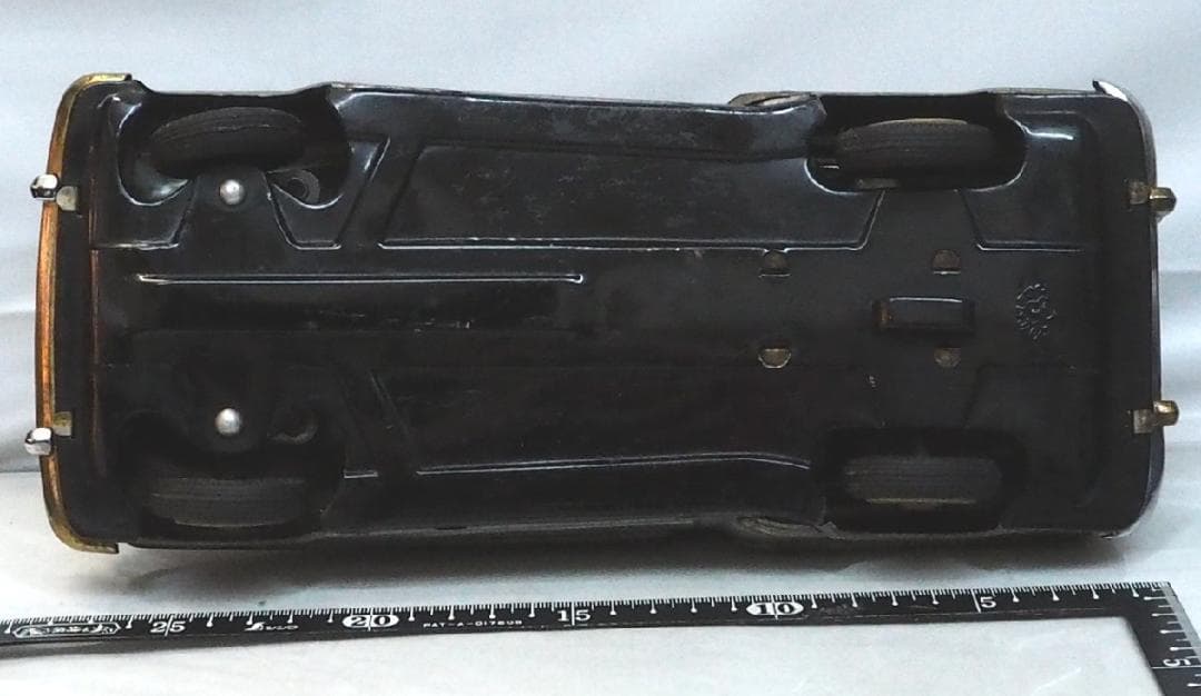 米澤【オペル オリンピア レコルト シルバー大】ブリキtin toy car箱無