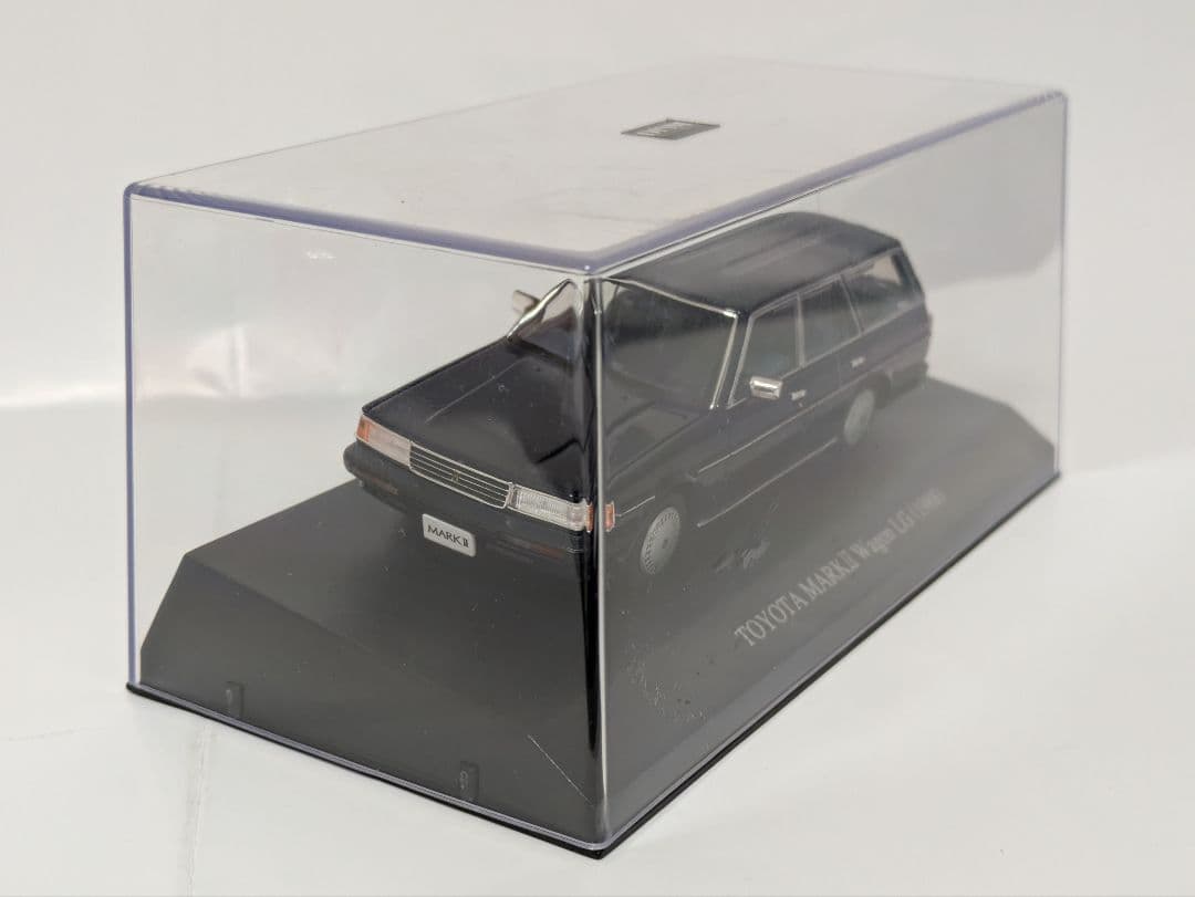 DISM 1/43 トヨタ マークⅡ ワゴン LG GX70G 中期型