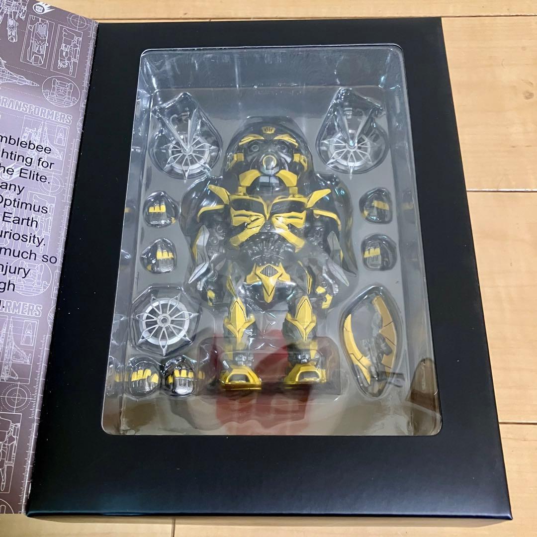 新品 ハイブリッド・メタル・フィギュレーション バンブルビー フィギュア