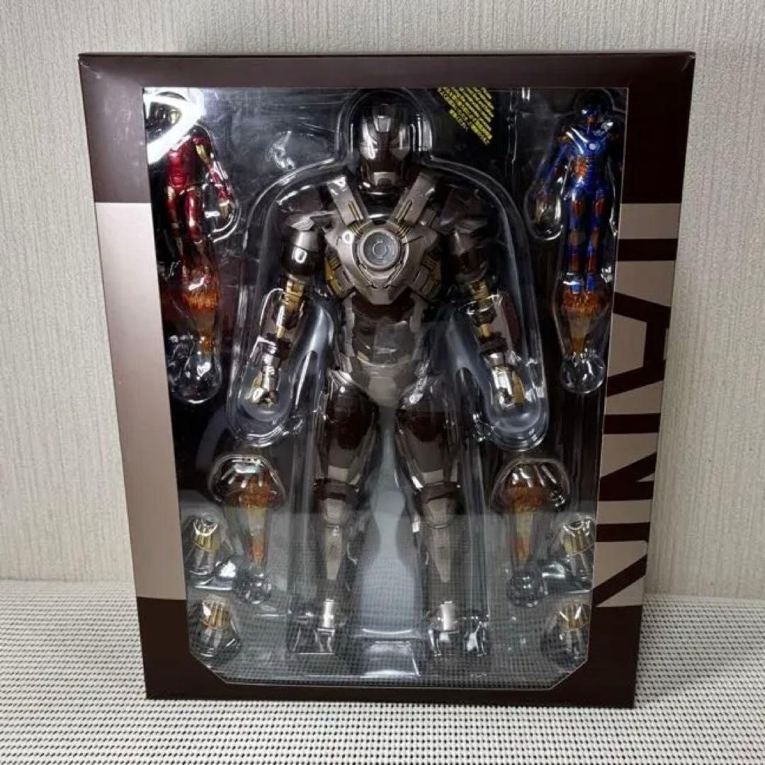 ホットトイズ　アイアンマン3　アイアンマン　マーク24 タンク　ホットトイズ