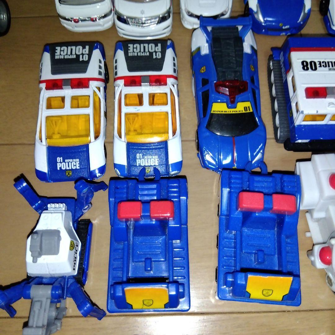 ハイパーブルーポリス 01号＆03号＆ガードナー＆キッズ16体＆ミニカー