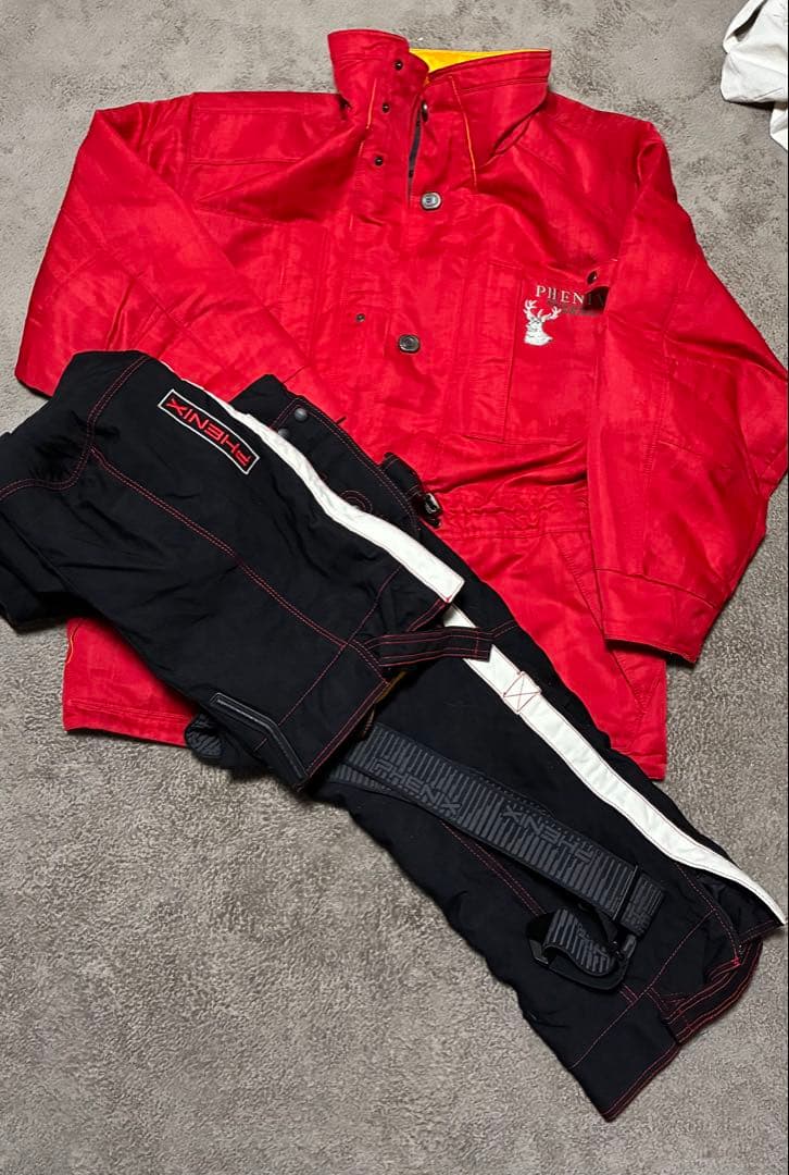 PHENIX 赤 スキーウェアセット - メルカリ