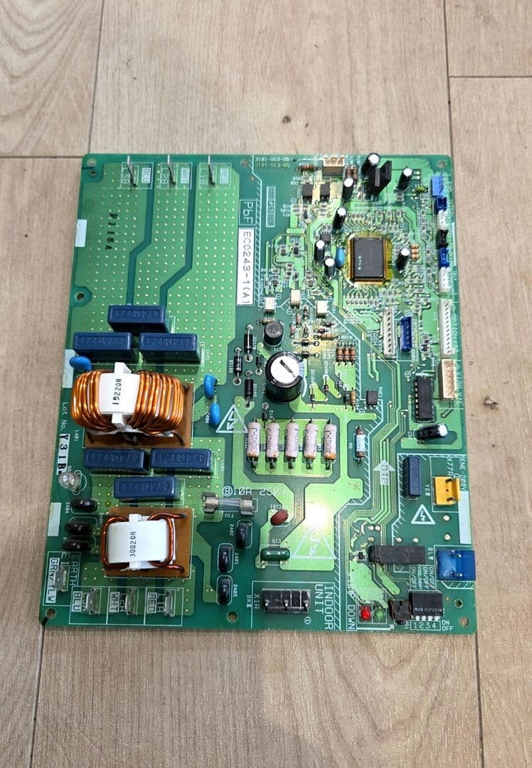 ダイキンパッケージエアコン室外機基盤　RZYP63PT ダイキン（DAIKIN） エアコン 部品 室外制御基板 様々な室外機 お