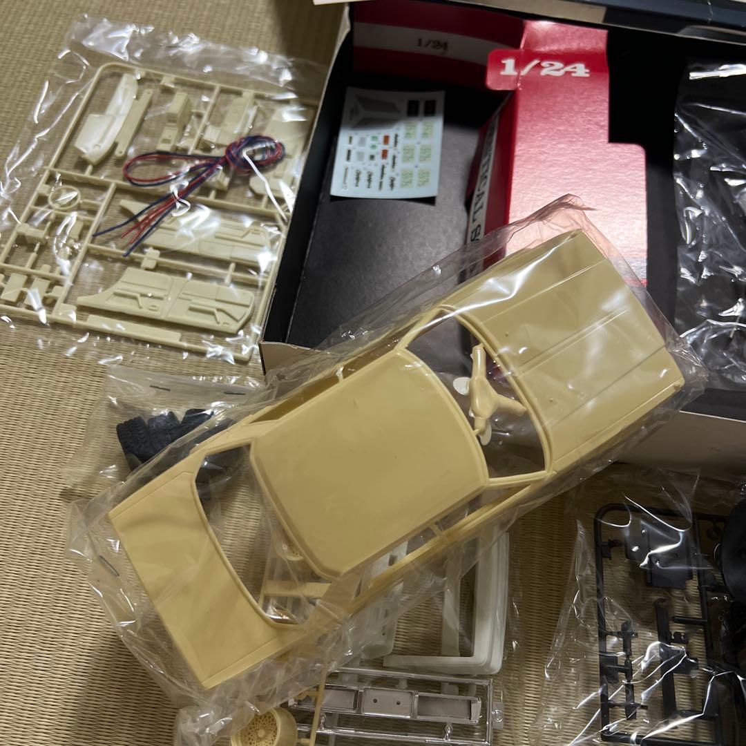 CROWN TWIN CAM 24 プラモデル 1/24