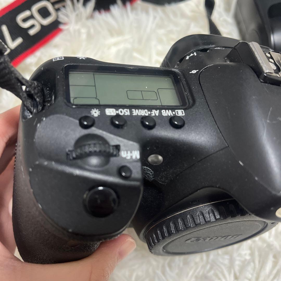 Canon EOS 7D デジタル一眼レフカメラセット バッテリーなし