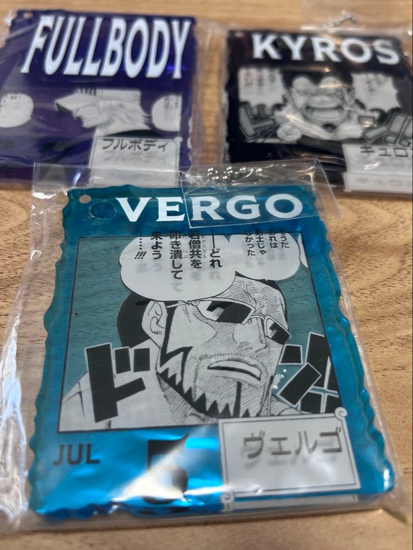 ONE PIECE BASESHOP 一番くじ アクリルブロックチャーム - メルカリ