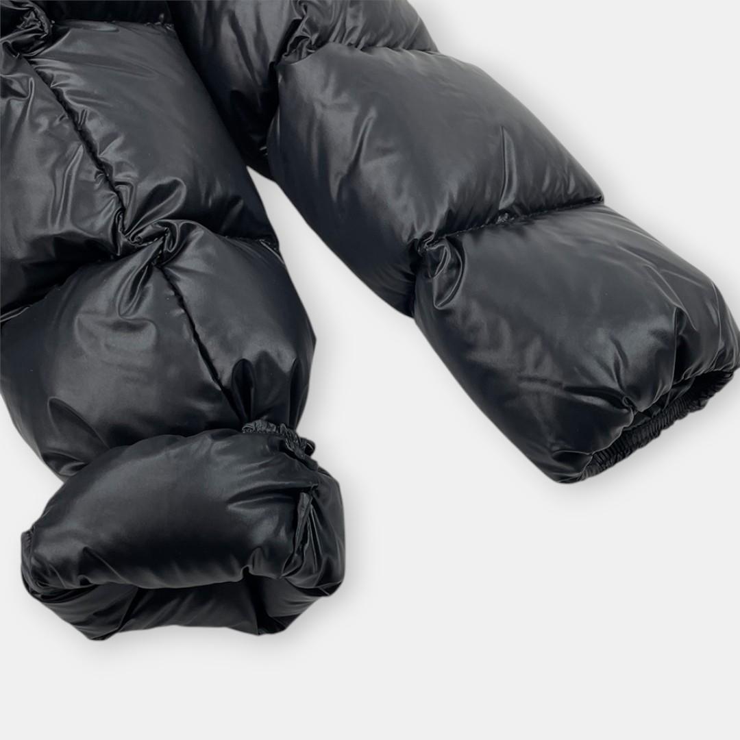 美品 MONCLER モンクレール 23AW COCHEVIS 軽量 ダウン 1 - メルカリ