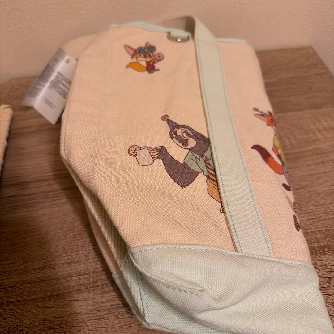 匿名発送】最終お値下げ ディズニーストア ズートピア トートバッグ