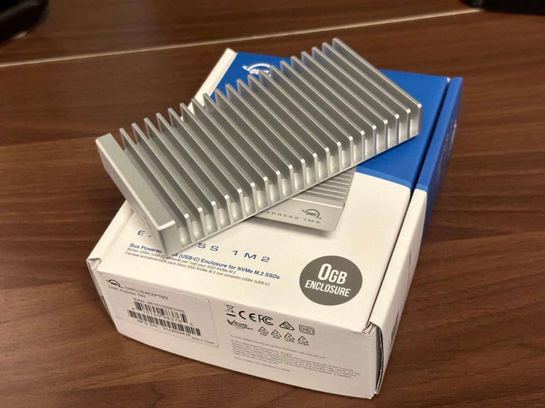 美品】OWC Express 1M2 USB4 40Gbps SSDケースのみ - メルカリ