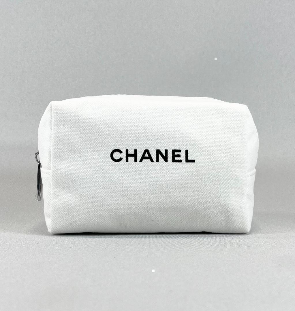 ChminiW 新品未使用本物 CHANEL シャネル ノベルティポーチ - メルカリ