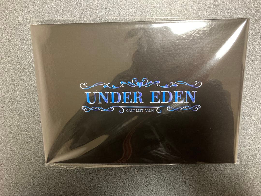 UNDER EDEN カードホルダー　3弾　完売　レア