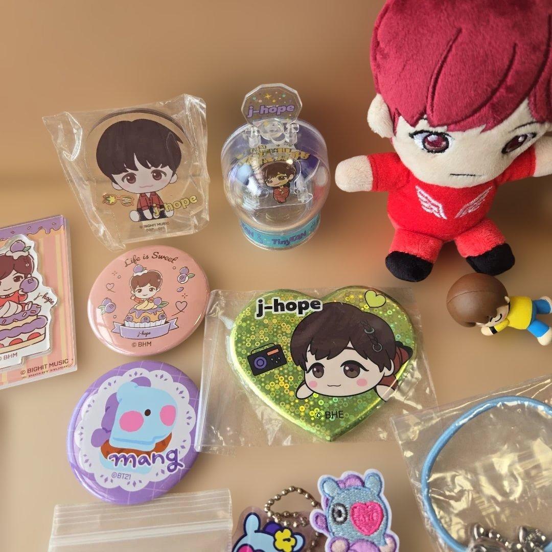 BTS j-hope mang グッズセット まとめ売り - メルカリ