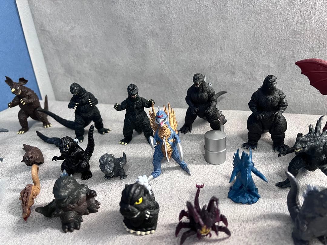 ゴジラ　フィギュア　グッズ　大量まとめ売り