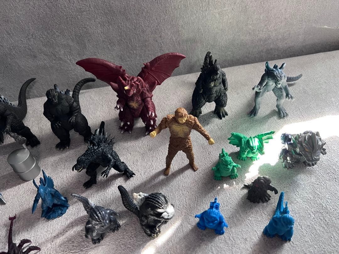 ゴジラ　フィギュア　グッズ　大量まとめ売り