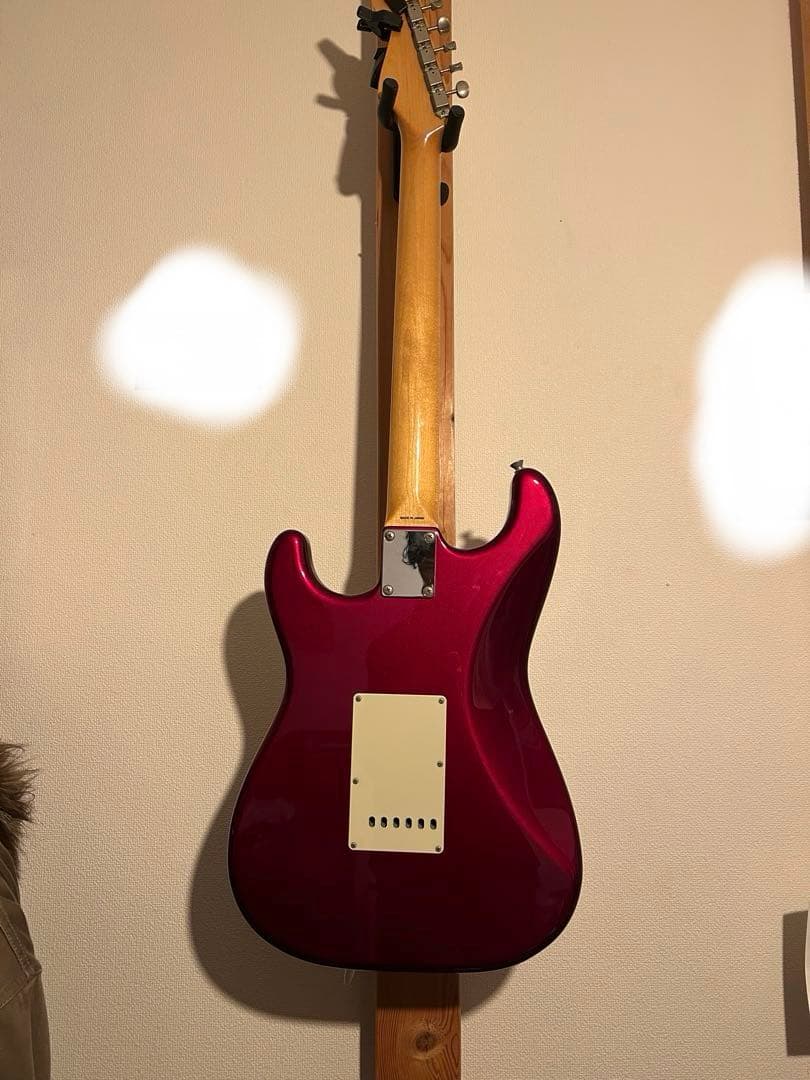 《即購入可》Fender Japan ストラトキャスター レッドJDシリアル
