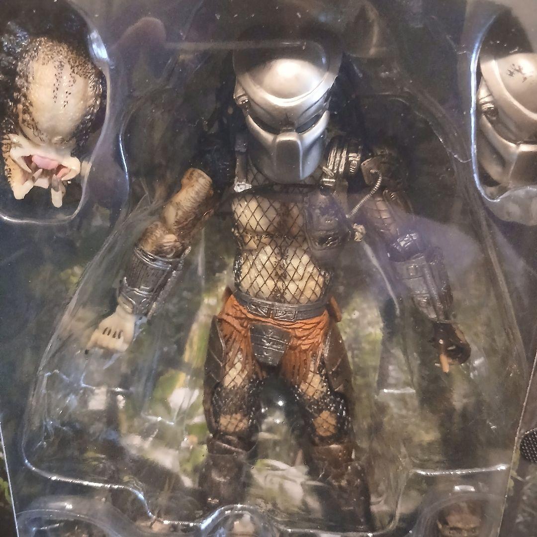 NECAネカ アルティメットジャングルハンタープレデター