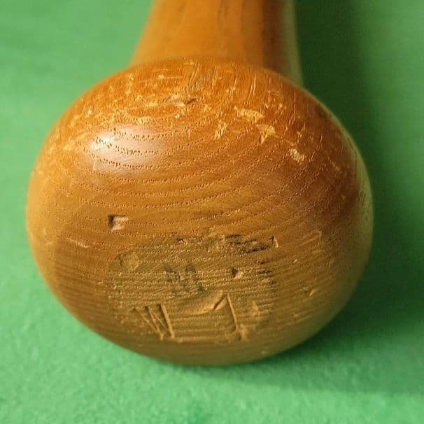 MLB専任解説者_山下大輔氏の現役時代のサイン入り硬式バット - メルカリ