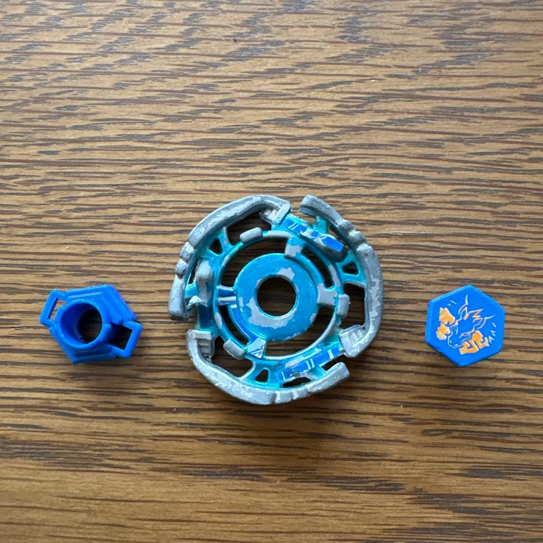 ペガシス105F（初代ペガシス） メタルファイトベイブレード - メルカリ