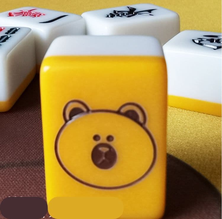 麻雀　クマ　かわいい　黄色　イエロー　LINEFRIENDS　韓国　韓国雑貨