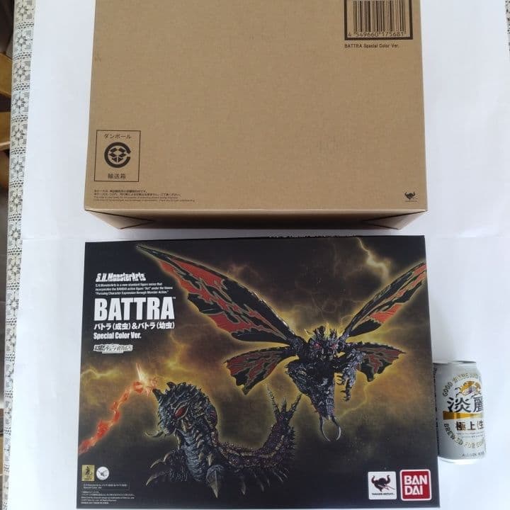 S.H.Monster Arts モスラ（成虫＆幼虫）＆ バトラ（成虫＆幼虫）