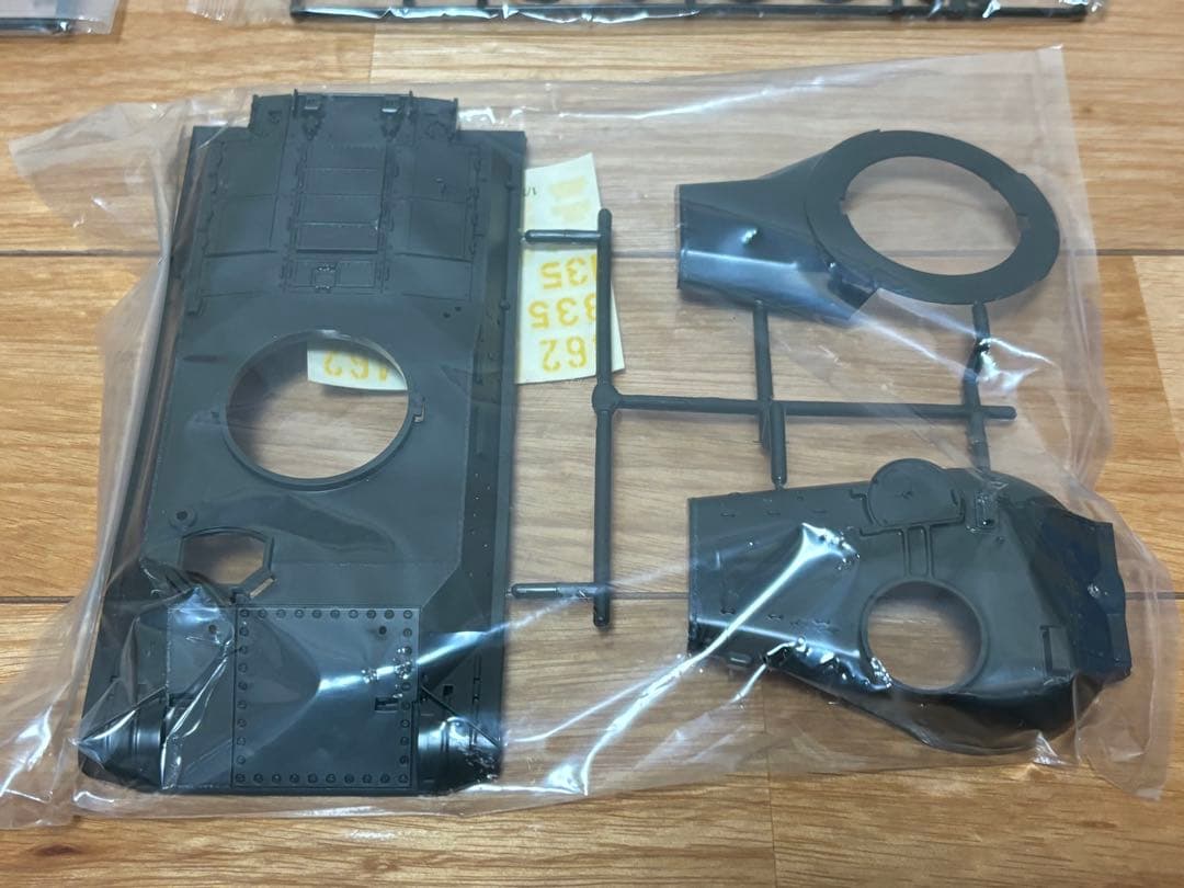 当時物 小鹿タミヤ 1/35 日本陸上自衛隊 61式戦車 リモコンタンク 未組立