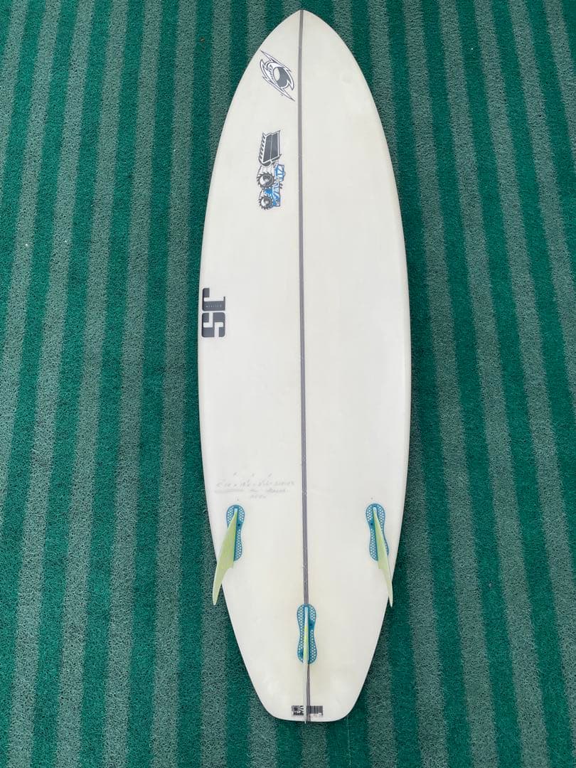 JS モンスター8 5'10 26.2L INSIST ショートボード