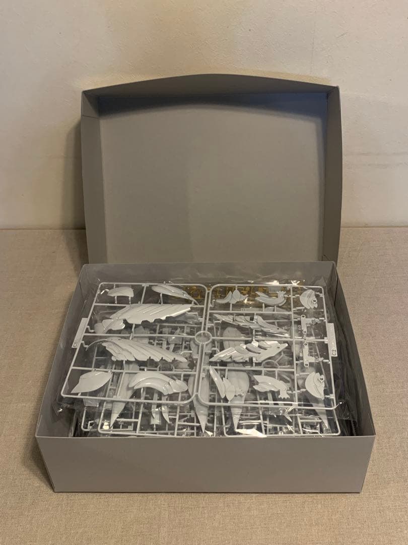 MG ウイングガンダムゼロEW Ver.Ka チタニウムフィニッシュ