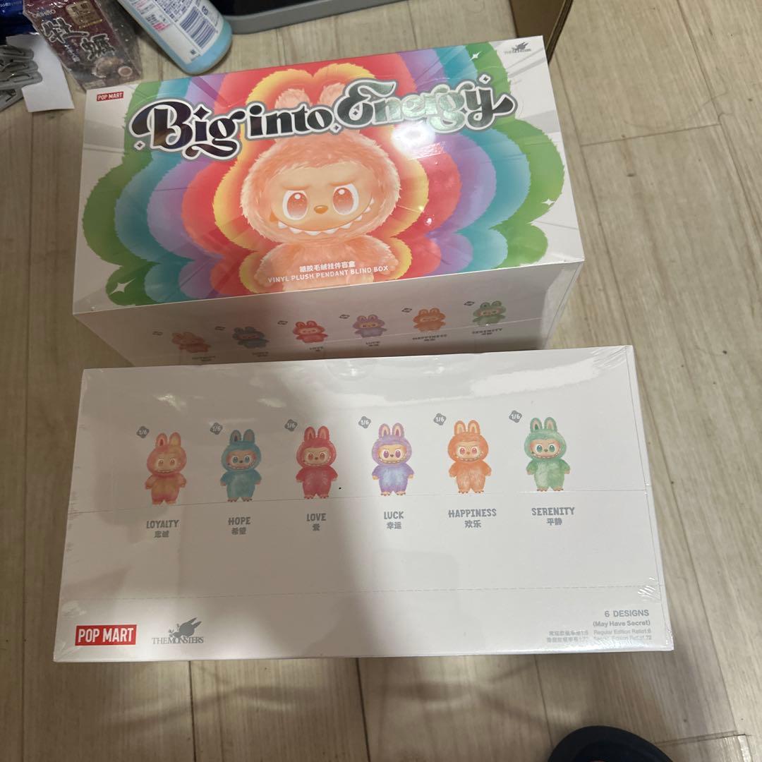 ポップマート ラブブ Big into Energy ぬいぐるみ
