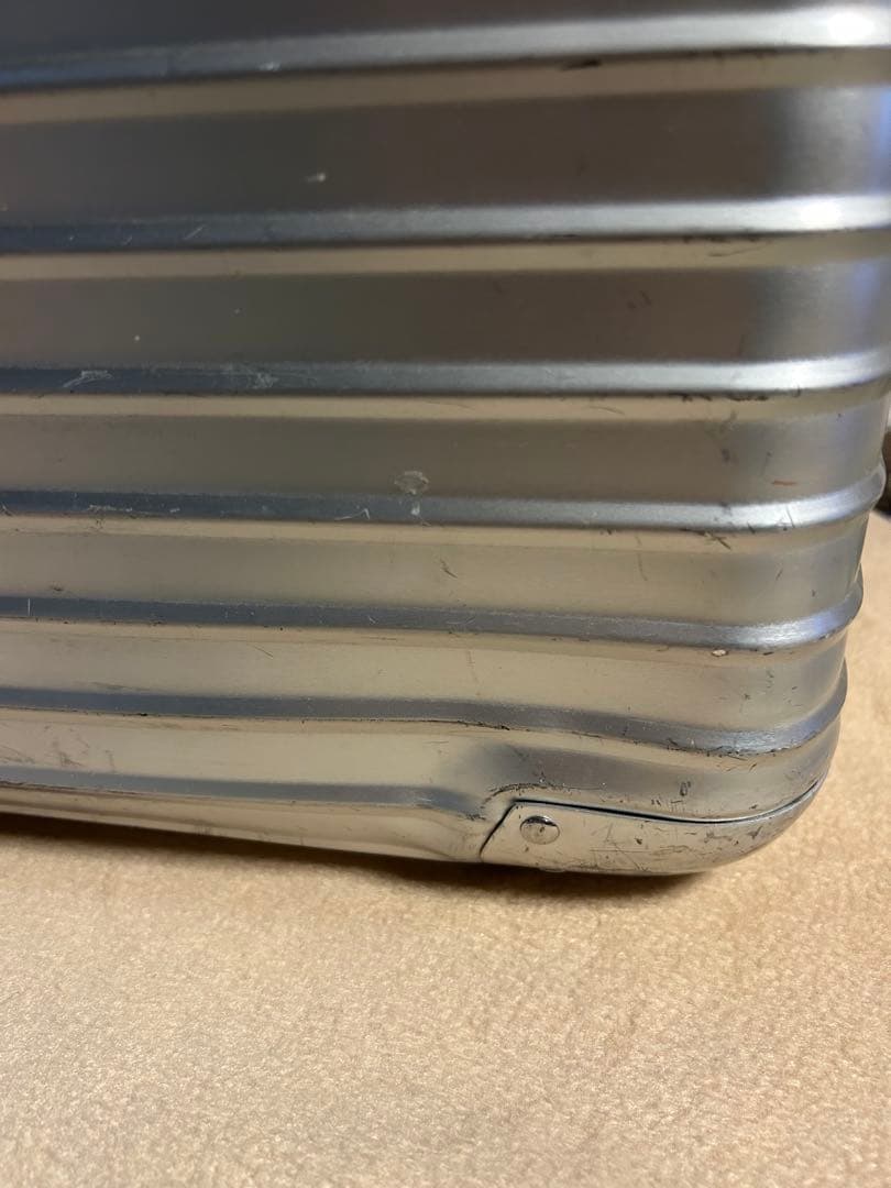 リモワ パイロット トロリー 2輪 カナダ製 - メルカリ