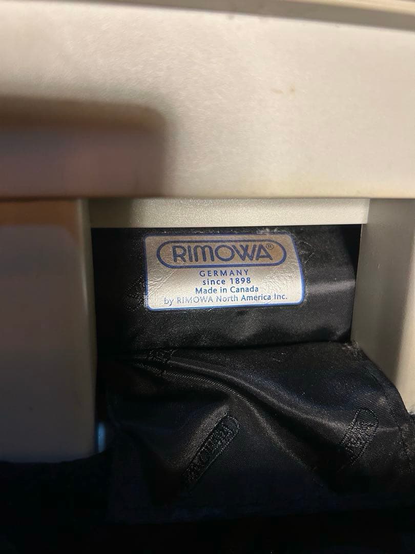 リモワ パイロット トロリー 2輪 カナダ製 - メルカリ